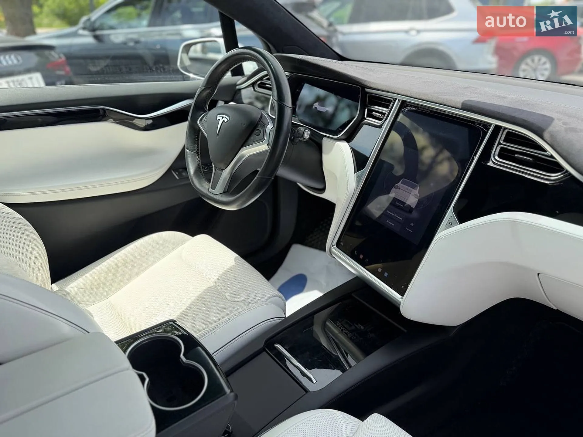 2016 Tesla Model X - мініатюра 26
