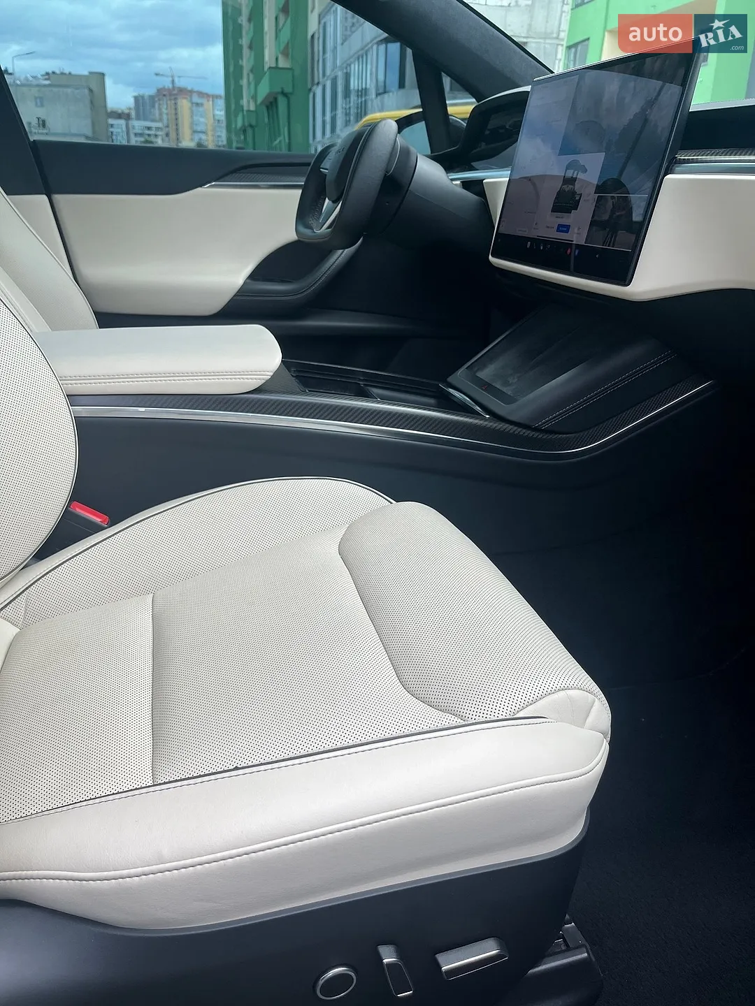 2022 Tesla Model X - мініатюра 24