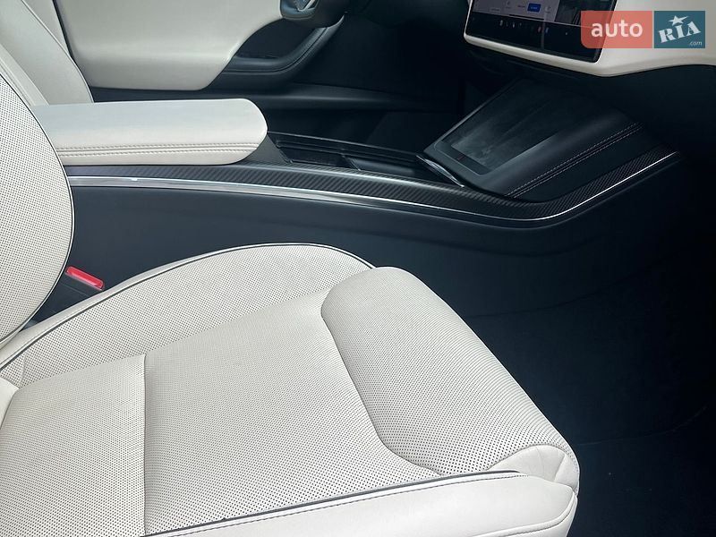 Внедорожник / Кроссовер Tesla Model X 2022 в Киеве