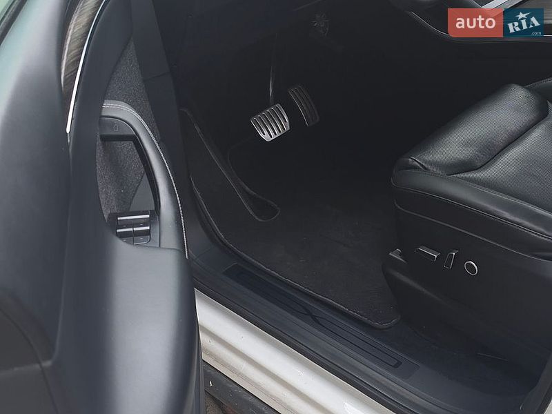 Внедорожник / Кроссовер Tesla Model X 2023 в Киеве фото 12 Внедорожник / Кроссовер Tesla Model X 2023 в Киеве