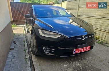 Внедорожник / Кроссовер Tesla Model X 2019 в Львове