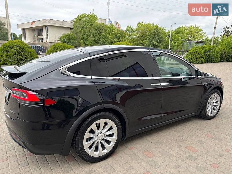 Внедорожник / Кроссовер Tesla Model X 2019 в Луцке фото 8 Внедорожник / Кроссовер Tesla Model X 2019 в Луцке