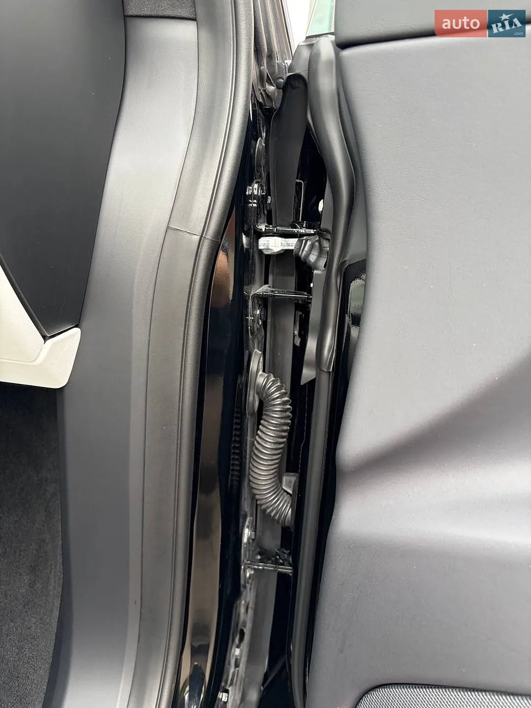 2019 Tesla Model X - мініатюра 38