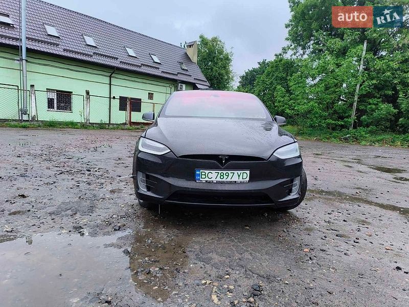 Внедорожник / Кроссовер Tesla Model X 2016 в Львове