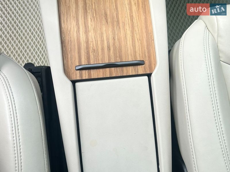 Внедорожник / Кроссовер Tesla Model X 2019 в Виннице