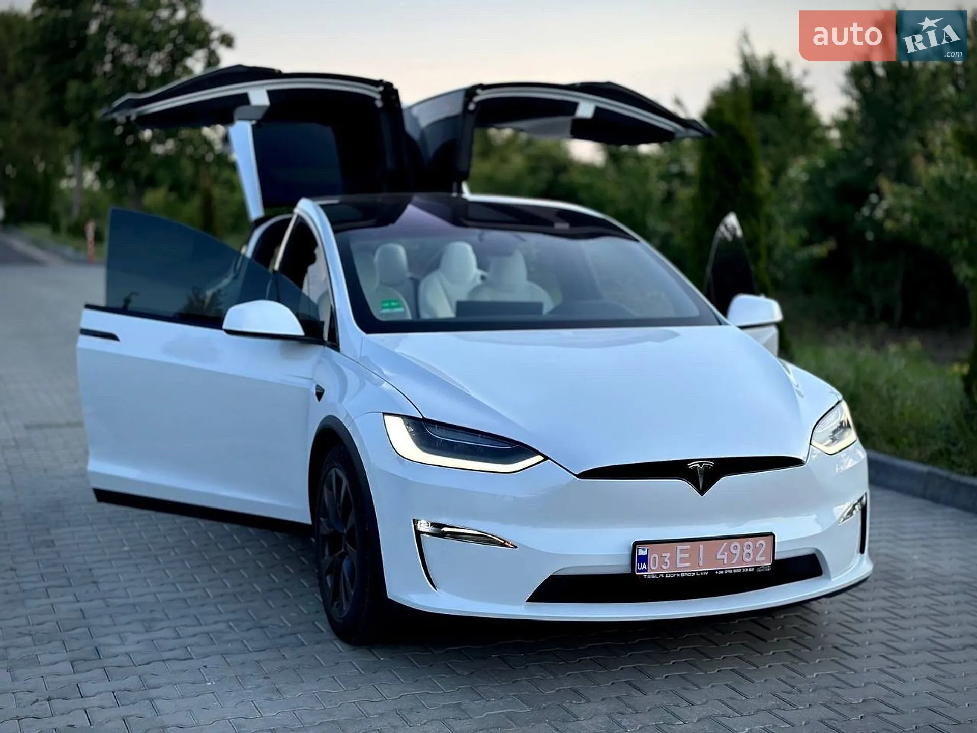 2022 Tesla Model X - мініатюра 4