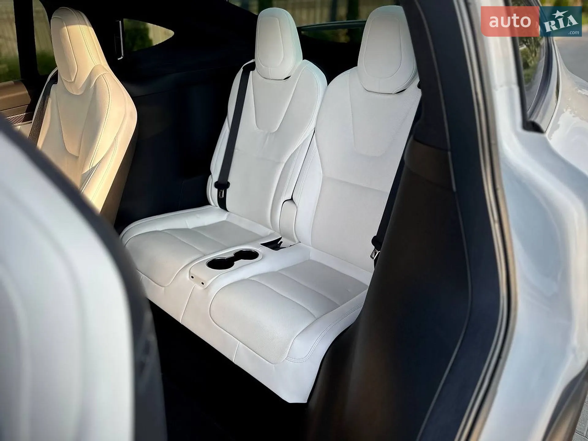 2022 Tesla Model X - мініатюра 16