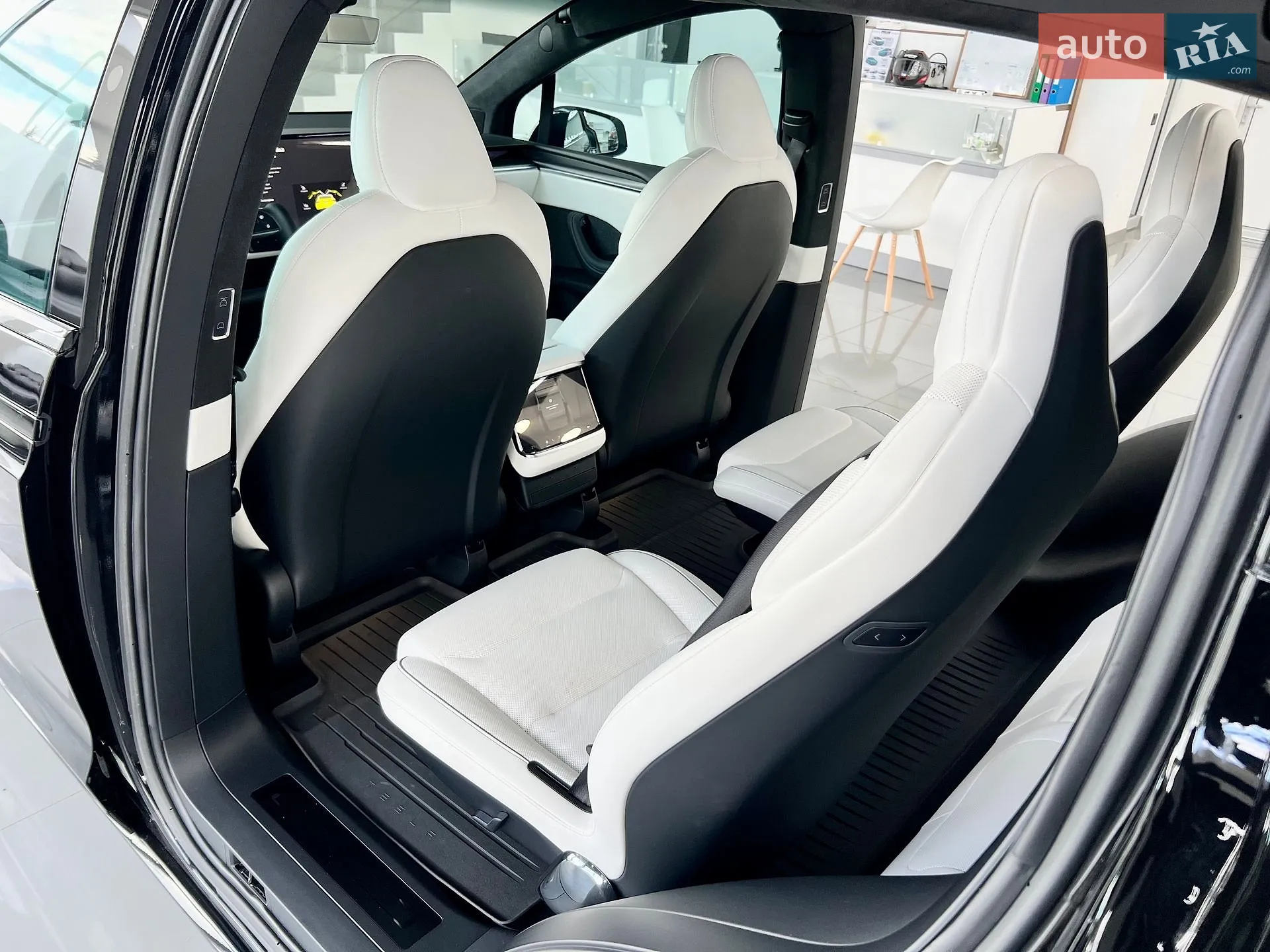2022 Tesla Model X - мініатюра 20