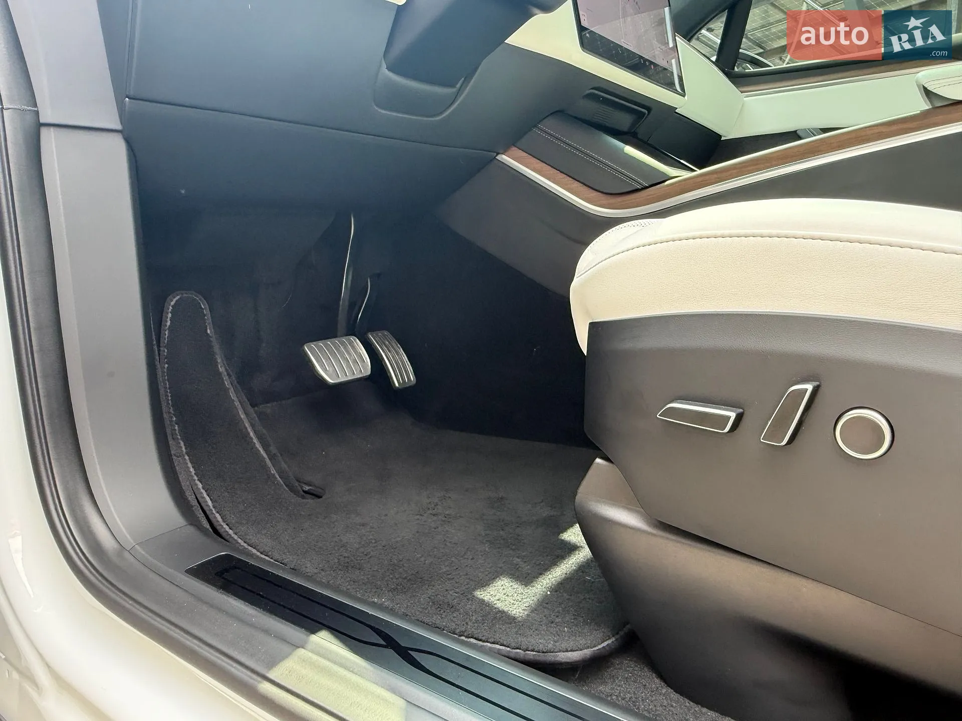 2022 Tesla Model X - мініатюра 20