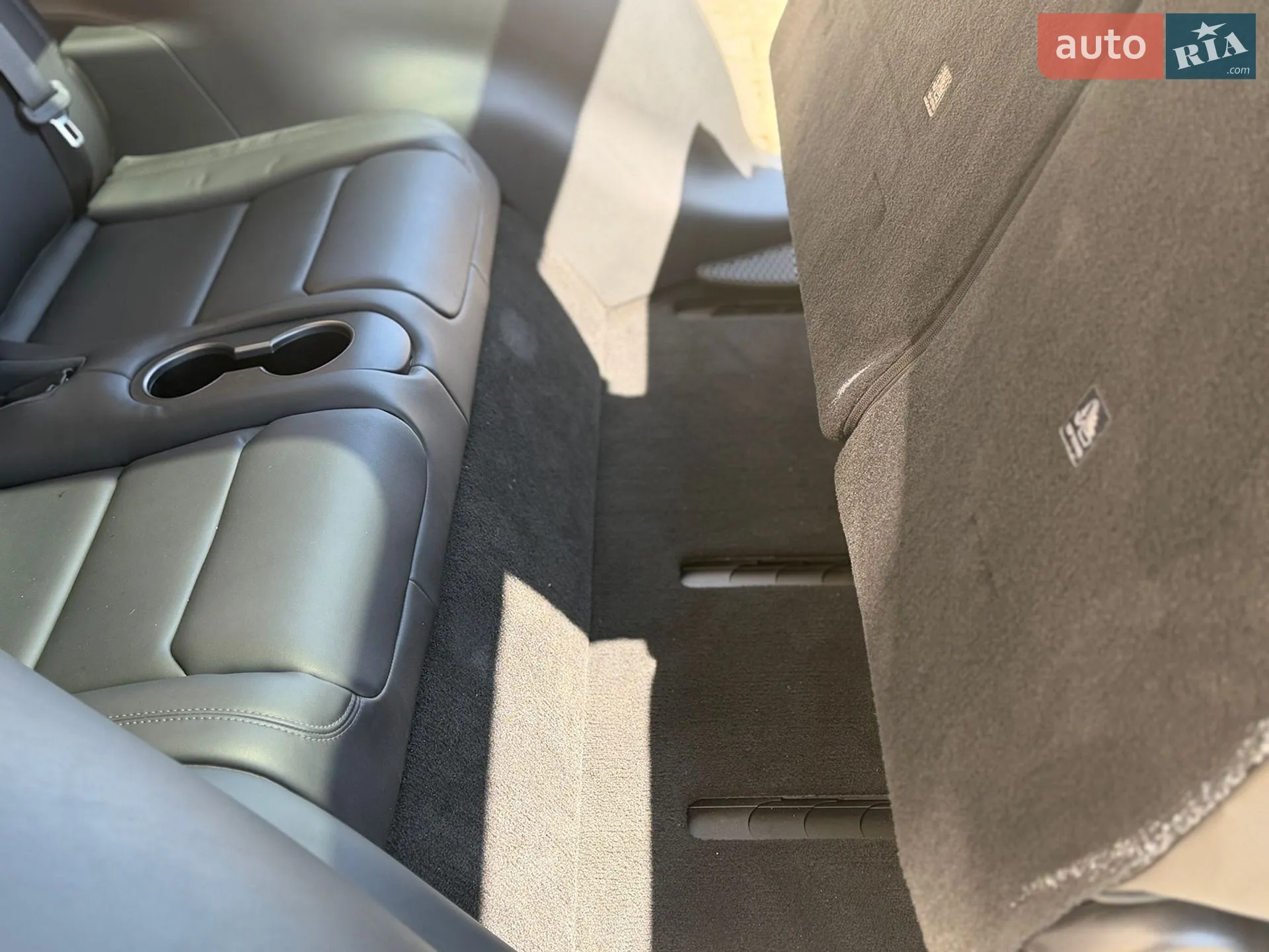 2020 Tesla Model X - мініатюра 20