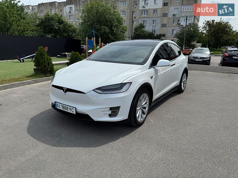 Позашляховик / Кросовер Tesla Model X 2018 в Києві