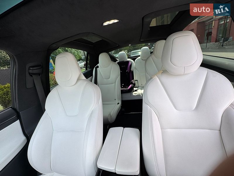 Позашляховик / Кросовер Tesla Model X 2018 в Києві