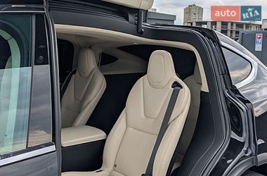 Внедорожник / Кроссовер Tesla Model X 2019 в Киеве