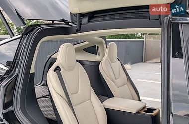 Внедорожник / Кроссовер Tesla Model X 2019 в Киеве