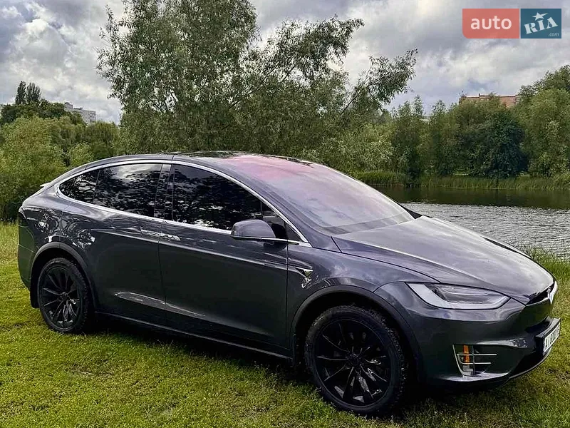 Tesla Model X 2019 VIN 5YJXCAE22KF152646 фото оголошення 17 з 53