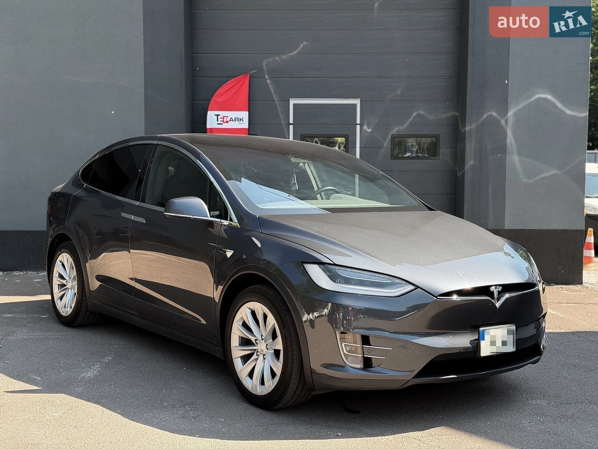2020 Tesla Model X - мініатюра 11