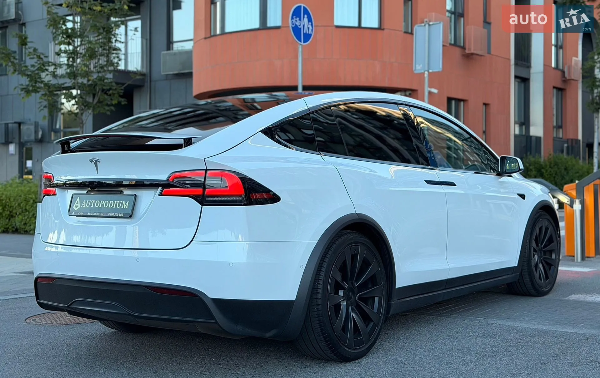 2022 Tesla Model X - мініатюра 11