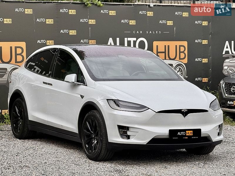 Позашляховик / Кросовер Tesla Model X 2017 в Харкові
