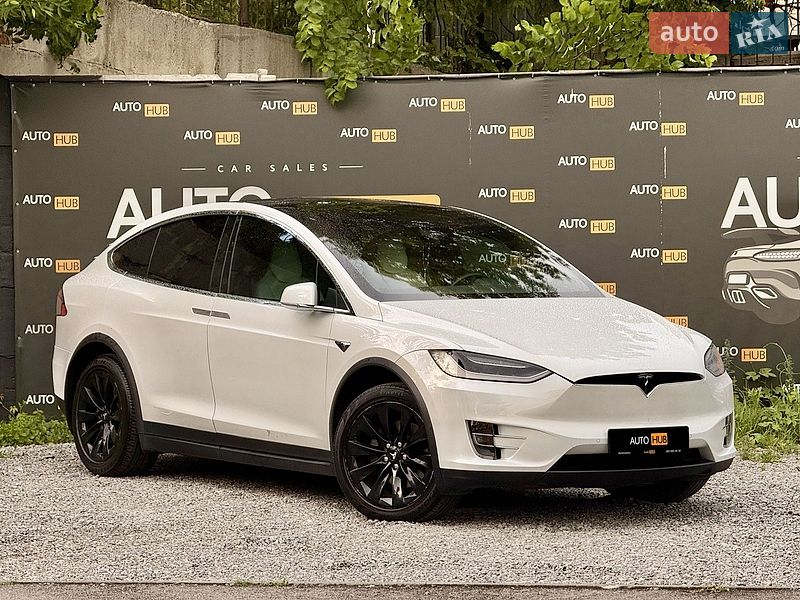 Tesla Model X 2017