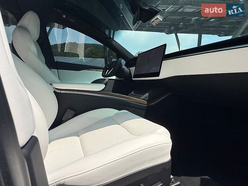 Внедорожник / Кроссовер Tesla Model X 2023 в Львове