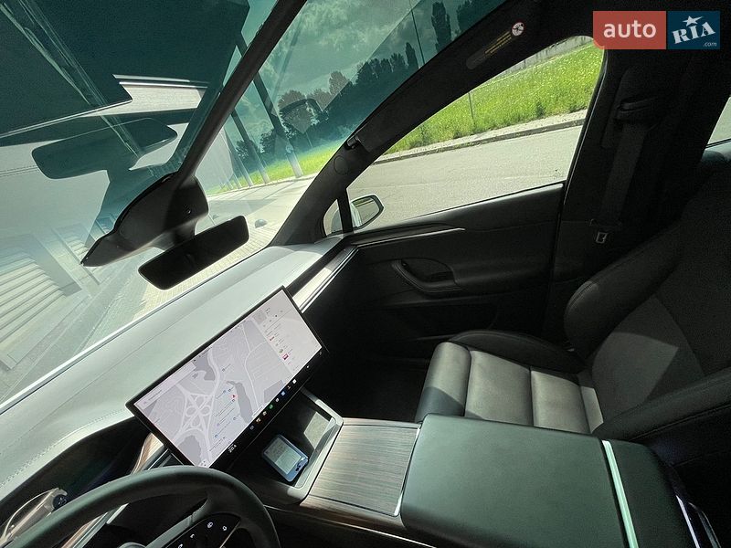 Позашляховик / Кросовер Tesla Model X 2024 в Києві фото 19 Позашляховик / Кросовер Tesla Model X 2024 в Києві