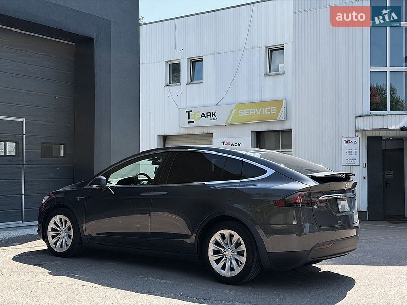 Позашляховик / Кросовер Tesla Model X 2020 в Києві фото 7 Позашляховик / Кросовер Tesla Model X 2020 в Києві