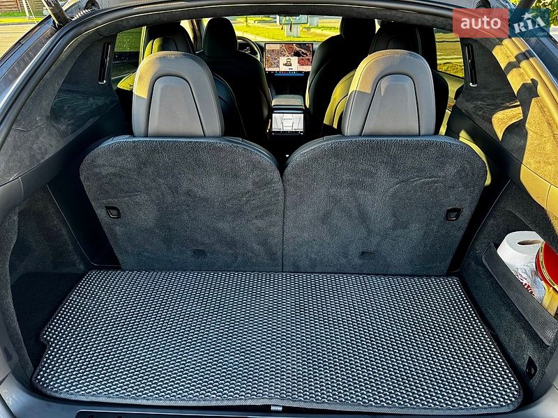 Внедорожник / Кроссовер Tesla Model X 2023 в Киеве