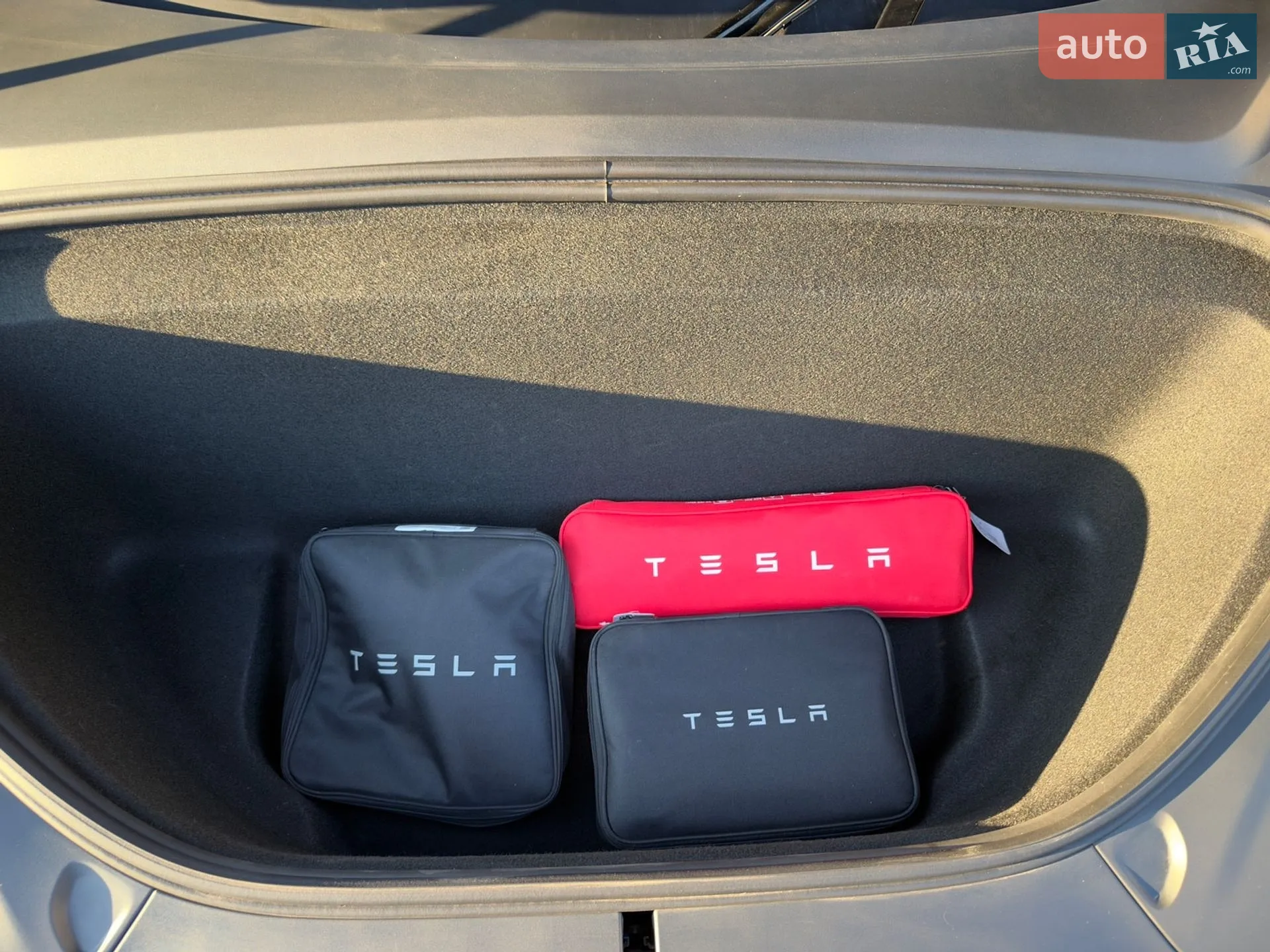 2023 Tesla Model X - мініатюра 12