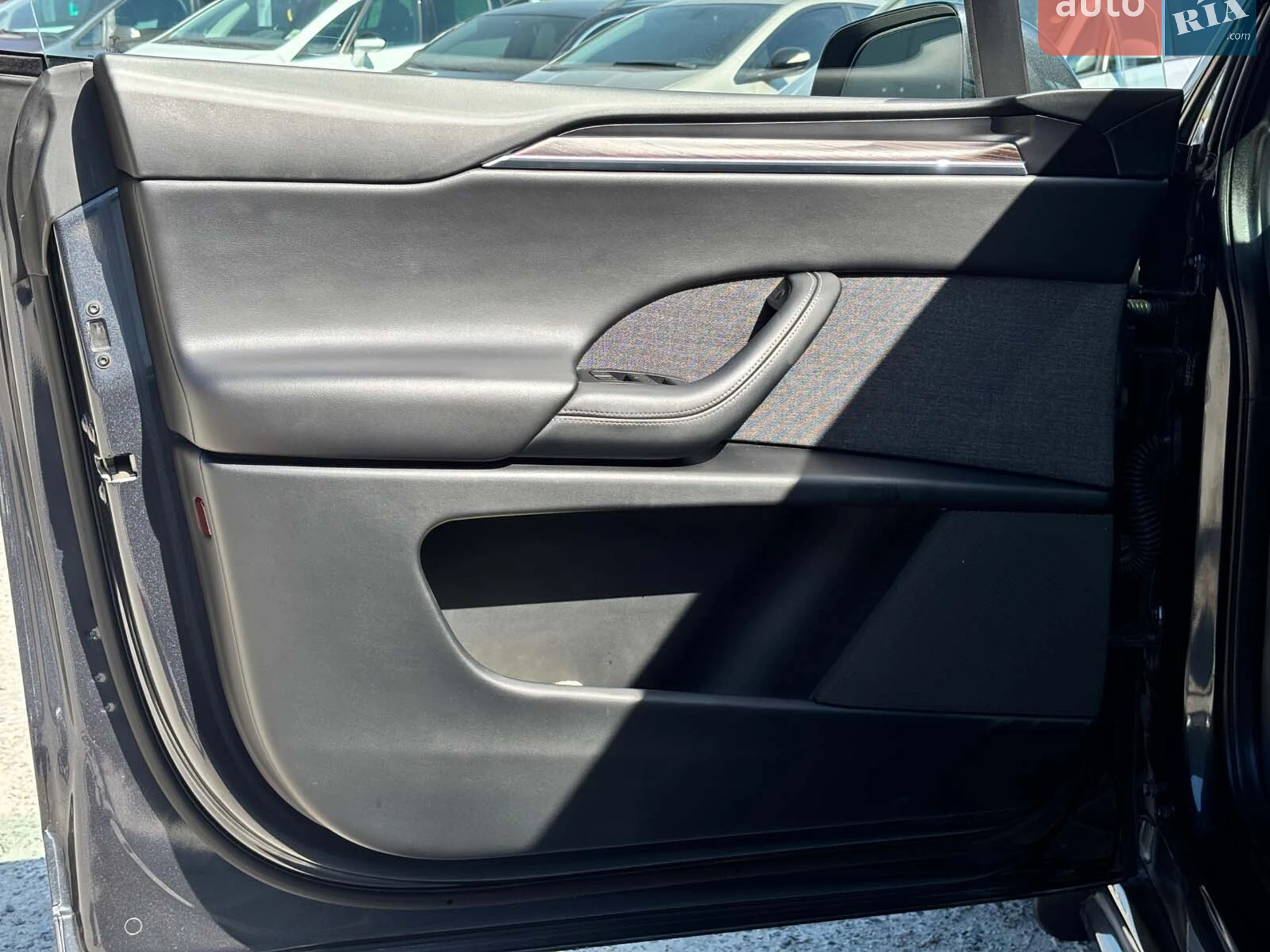 2023 Tesla Model X - мініатюра 21