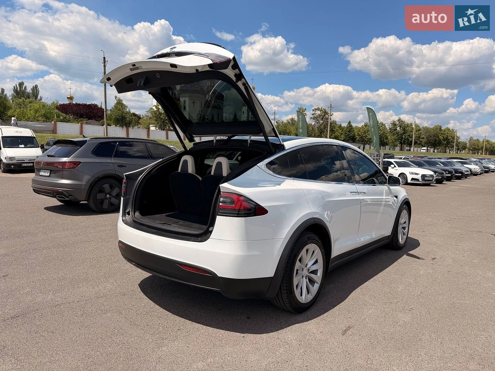 2020 Tesla Model X - мініатюра 44