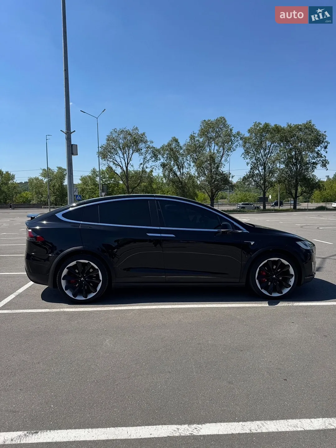 2020 Tesla Model X - мініатюра 3
