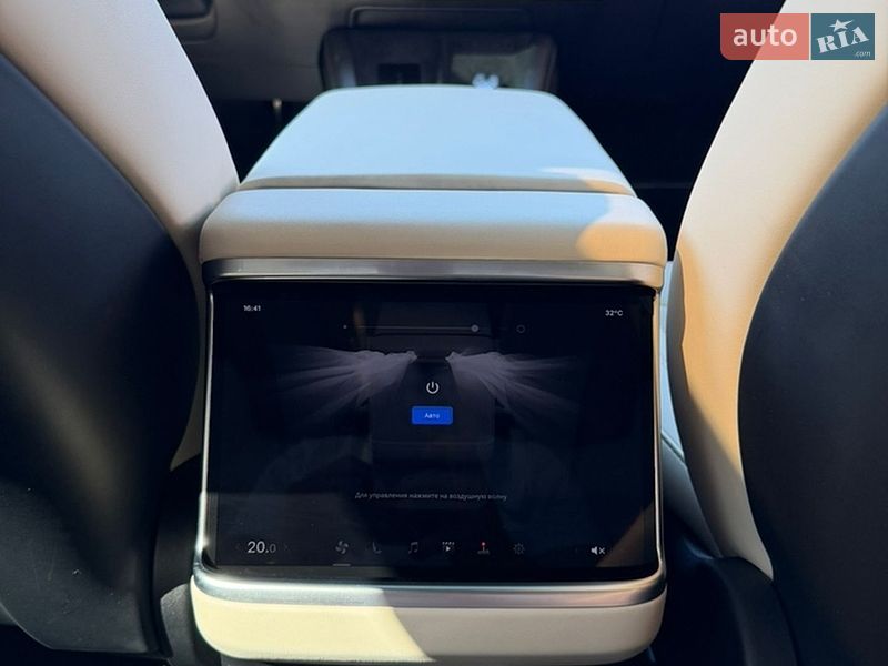 Внедорожник / Кроссовер Tesla Model X 2023 в Стрые