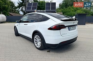 Позашляховик / Кросовер Tesla Model X 2017 в Вінниці