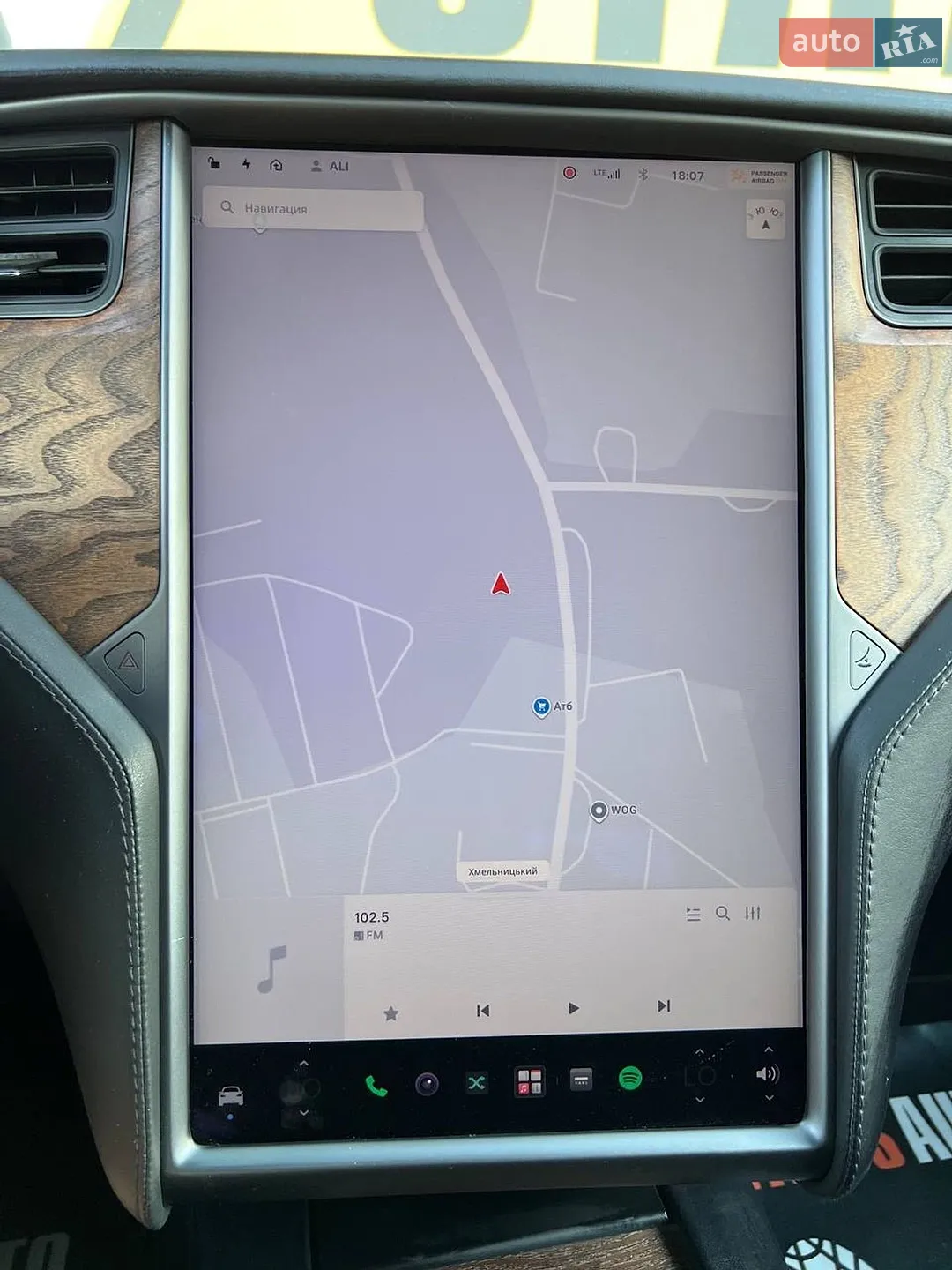 2020 Tesla Model X - мініатюра 23