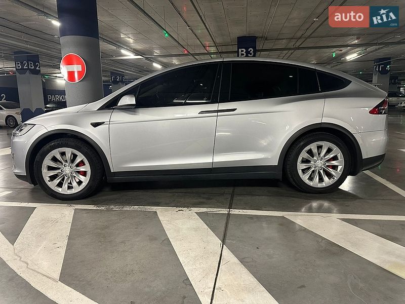Внедорожник / Кроссовер Tesla Model X 2017 в Харькове