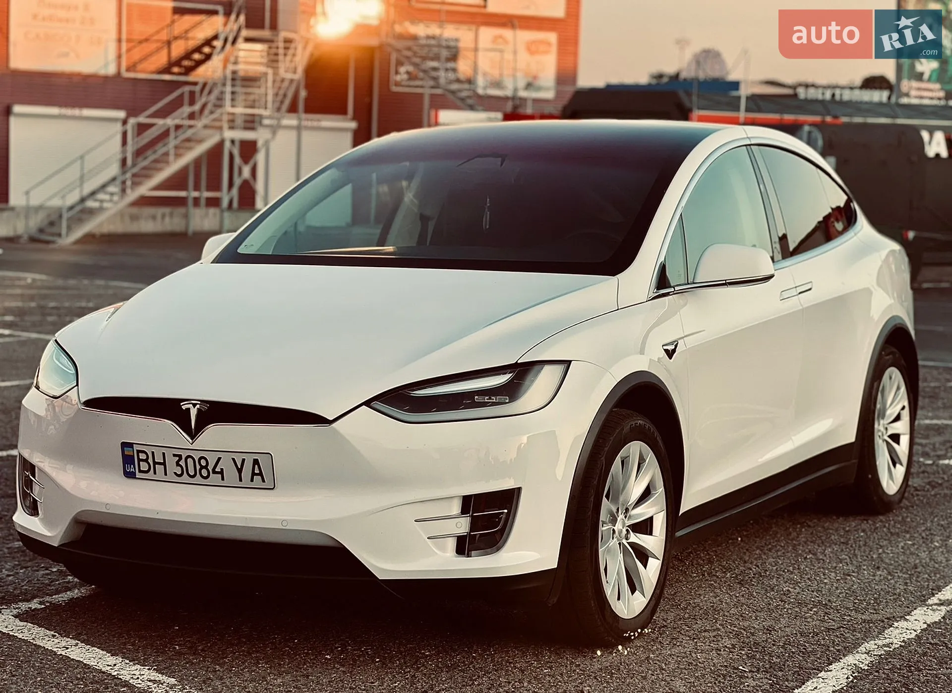 2016 Tesla Model X - мініатюра 2
