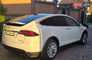 Внедорожник / Кроссовер Tesla Model X 2016 в Кременчуге