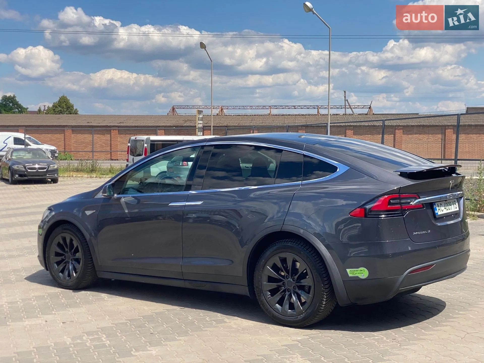 2016 Tesla Model X - мініатюра 5