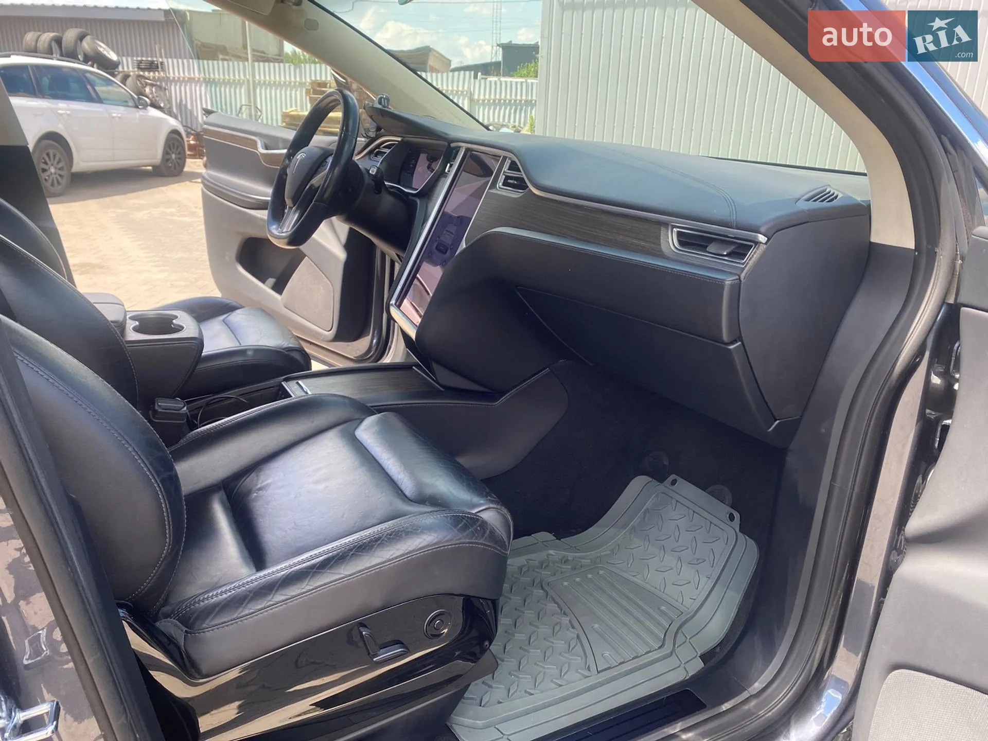 2016 Tesla Model X - мініатюра 16