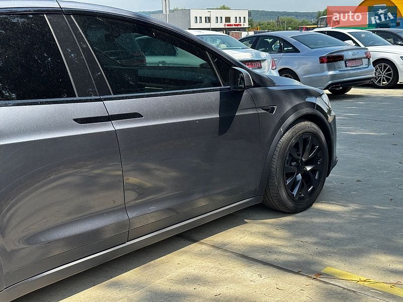 Позашляховик / Кросовер Tesla Model X 2022 в Ужгороді фото 7 Позашляховик / Кросовер Tesla Model X 2022 в Ужгороді