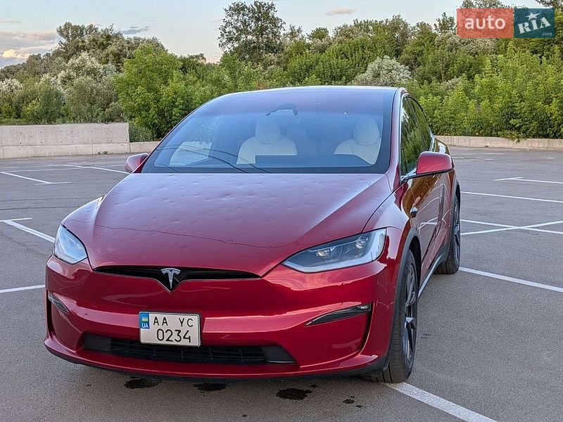 Tesla Model X 2023