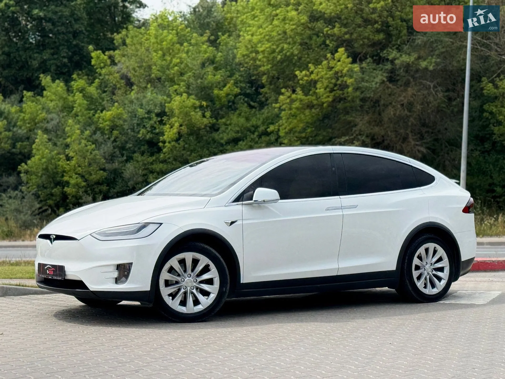 2020 Tesla Model X - мініатюра 6