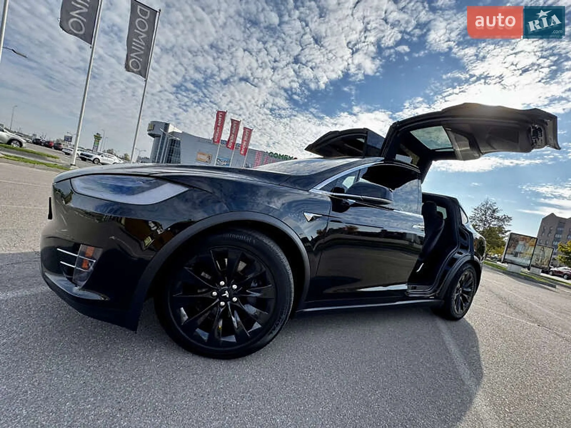 2018 Tesla Model X - фото 1