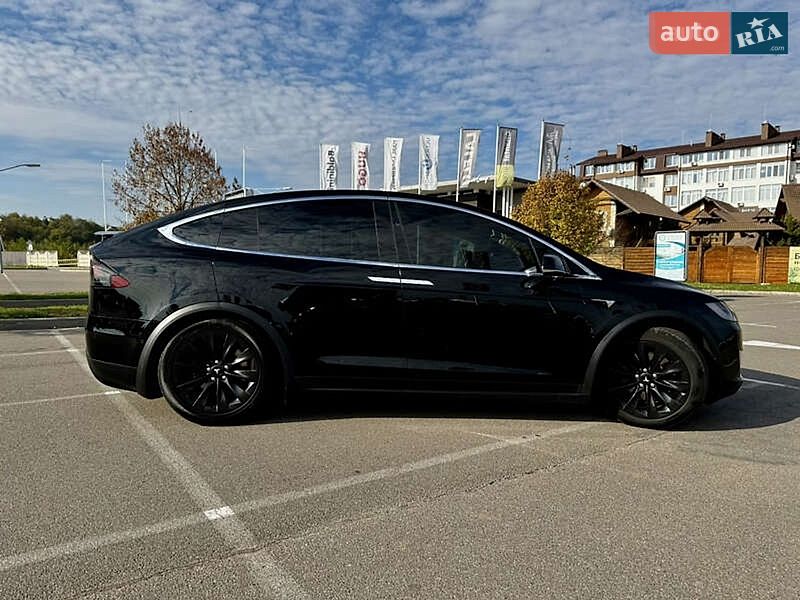 Позашляховик / Кросовер Tesla Model X 2018 в Києві фото 2 Позашляховик / Кросовер Tesla Model X 2018 в Києві