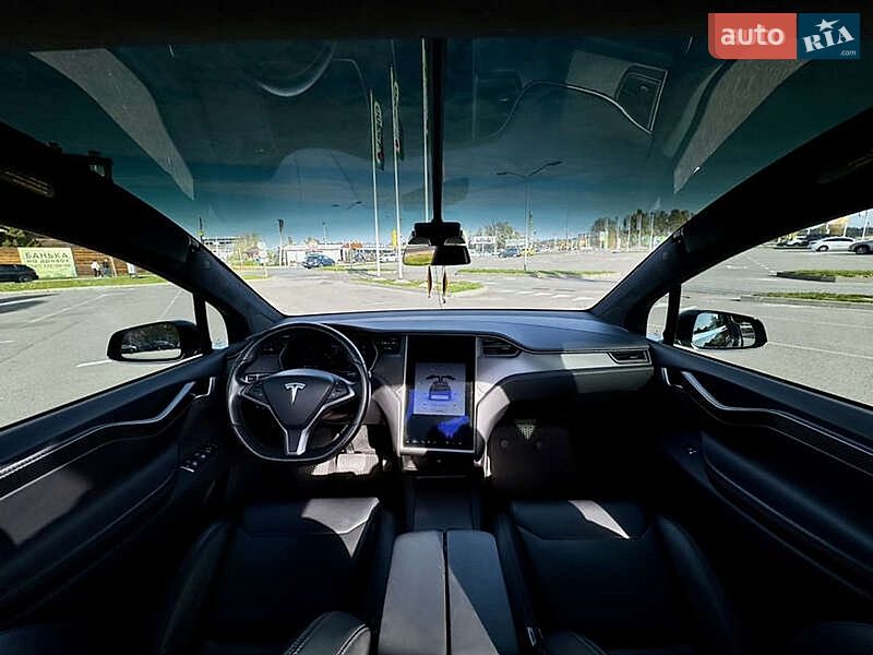 Позашляховик / Кросовер Tesla Model X 2018 в Києві фото 9 Позашляховик / Кросовер Tesla Model X 2018 в Києві