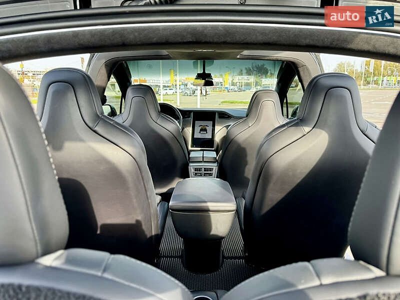 Позашляховик / Кросовер Tesla Model X 2018 в Києві фото 7 Позашляховик / Кросовер Tesla Model X 2018 в Києві