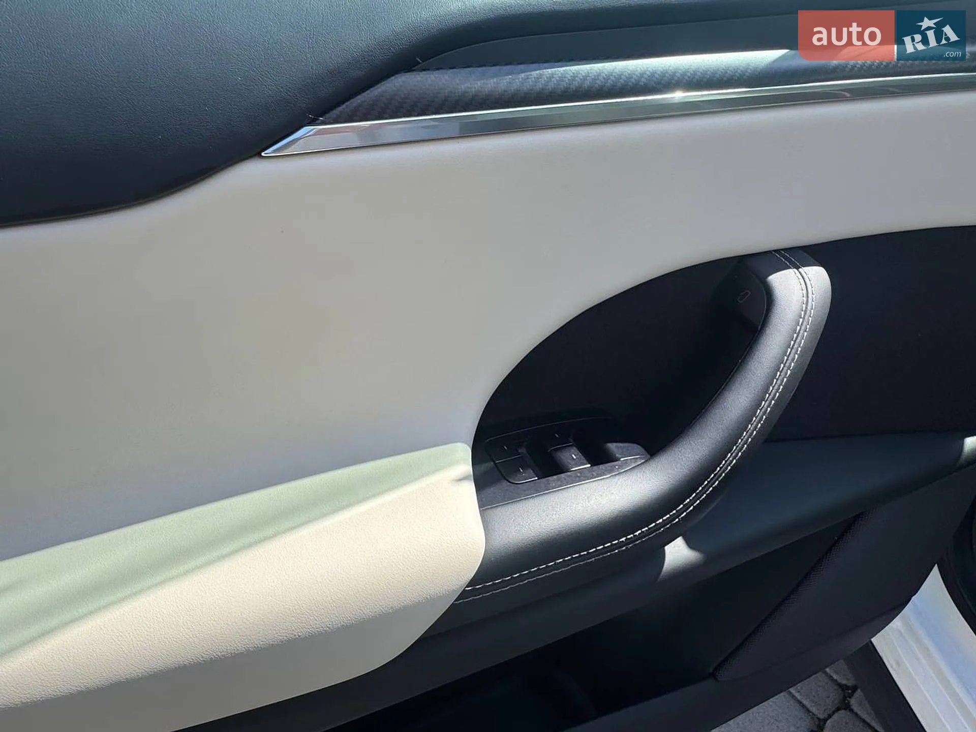 2022 Tesla Model X - мініатюра 17
