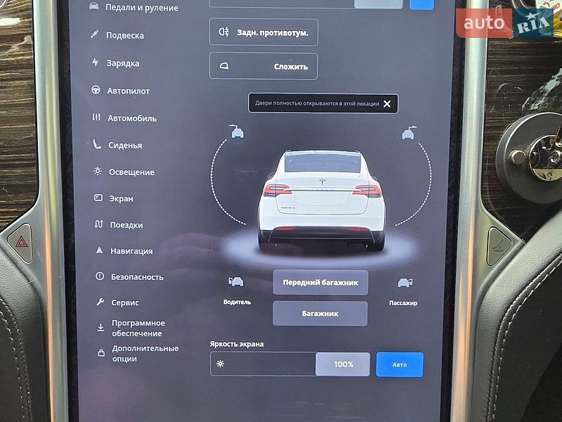 Позашляховик / Кросовер Tesla Model X 2017 в Одесі