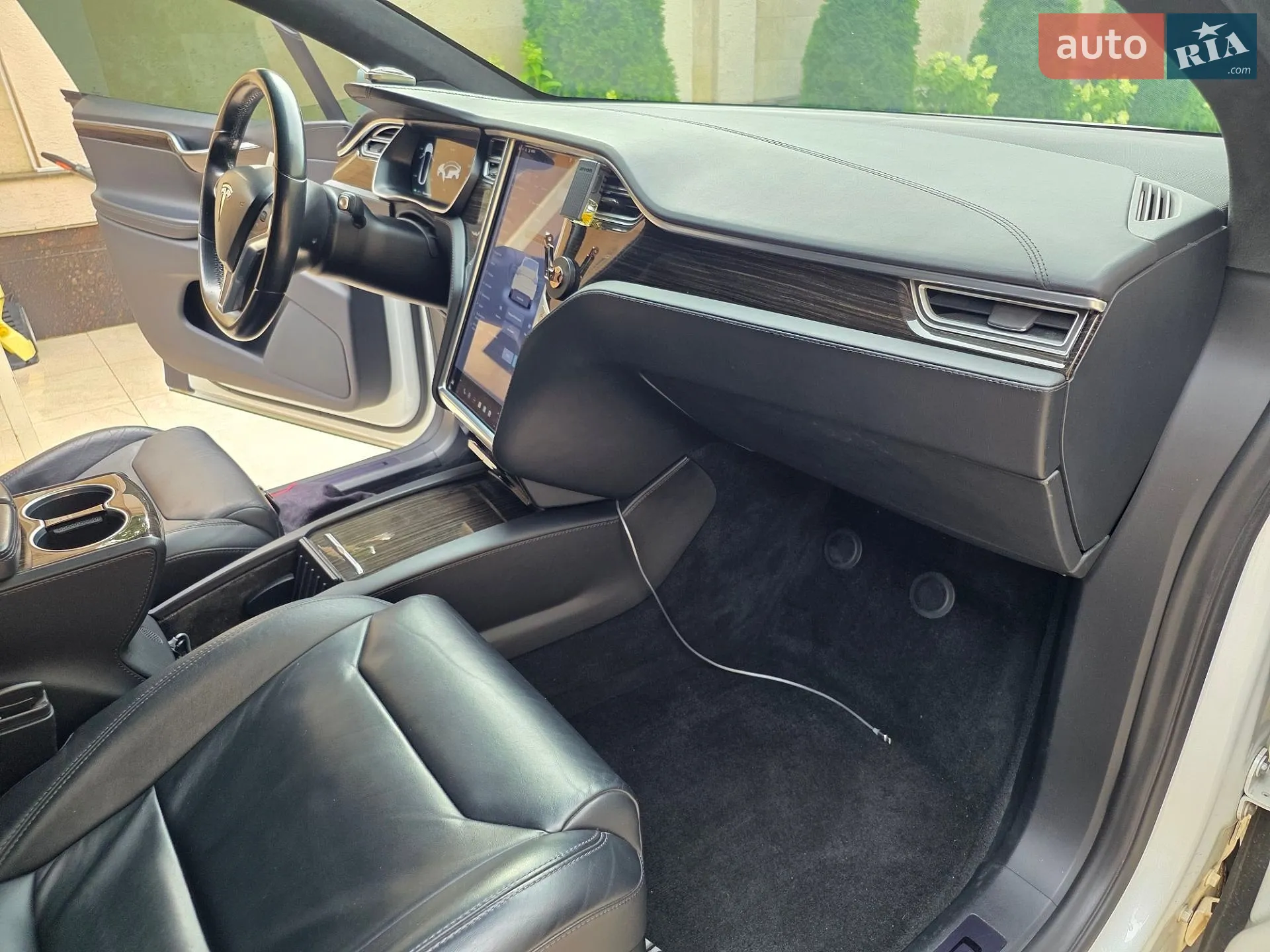 2017 Tesla Model X - мініатюра 41