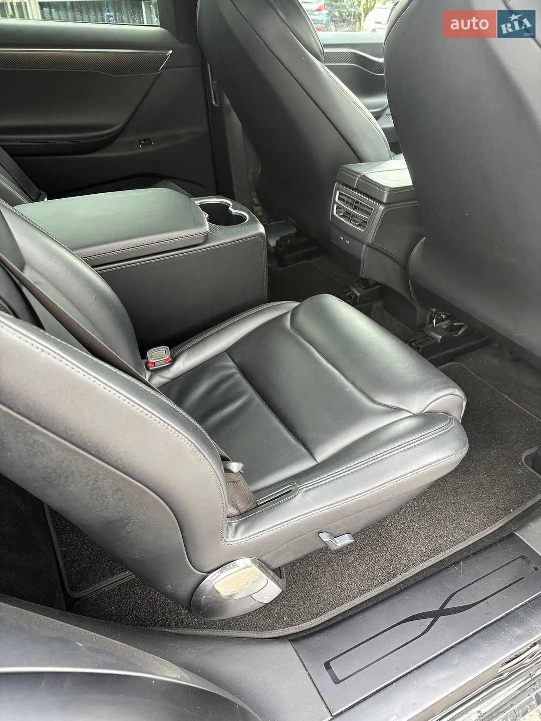 2017 Tesla Model X - мініатюра 38